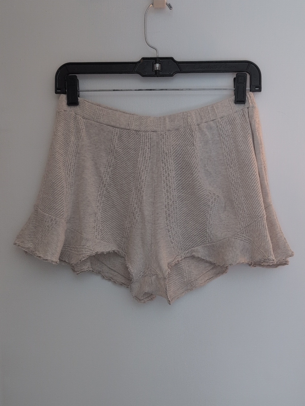 Beige Knit Flounce Shorts